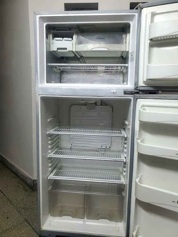 Full Size Fridge Urgent For Sale 4