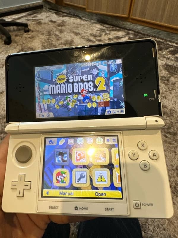 Nintendo 3ds just like new scratchless 11