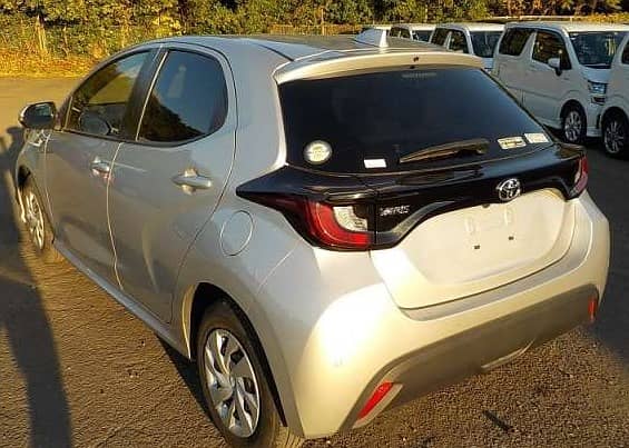 Toyota Yaris X Push Start 2021 4