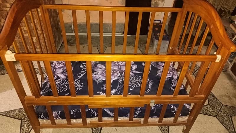 wooden baby cot 3