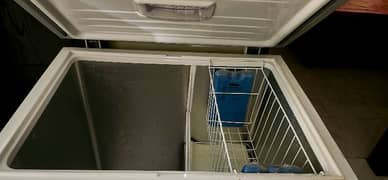 Dawlance energy saving deep freezer for urgent sale