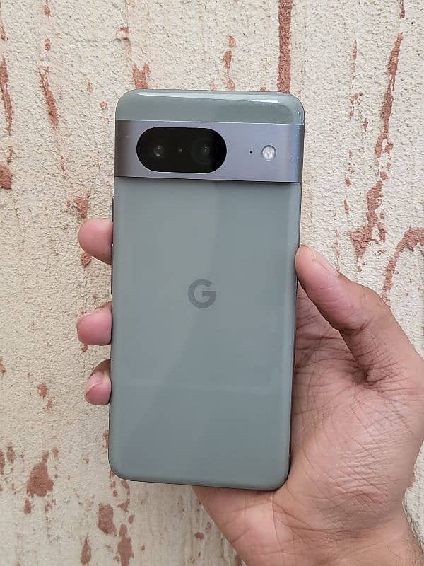 Google Pixel 8 7