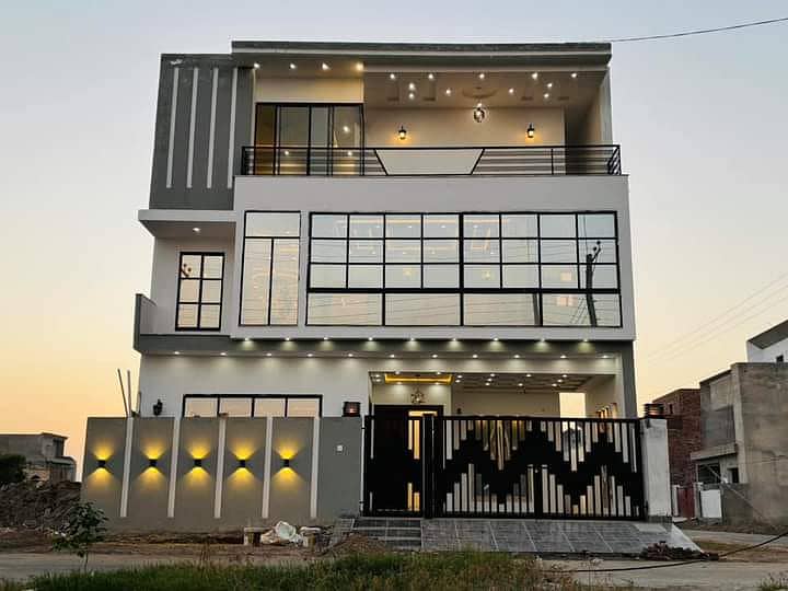 8.75 Marla Corner + Park Facing Triple Storey Ultra-Modern House for Sale in Buch Villas, Multan 27