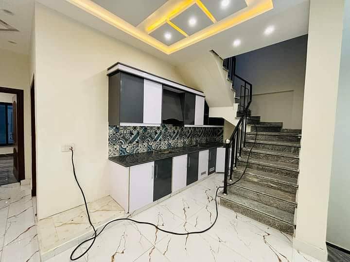 8.75 Marla Corner + Park Facing Triple Storey Ultra-Modern House for Sale in Buch Villas, Multan 28