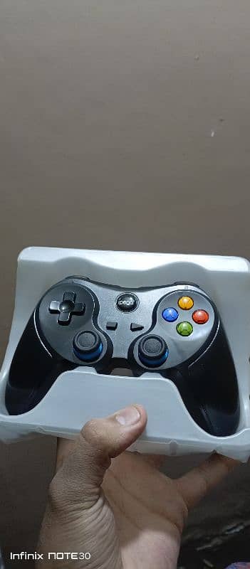 MOBILE BLUETOOTH CONTROLLER 2