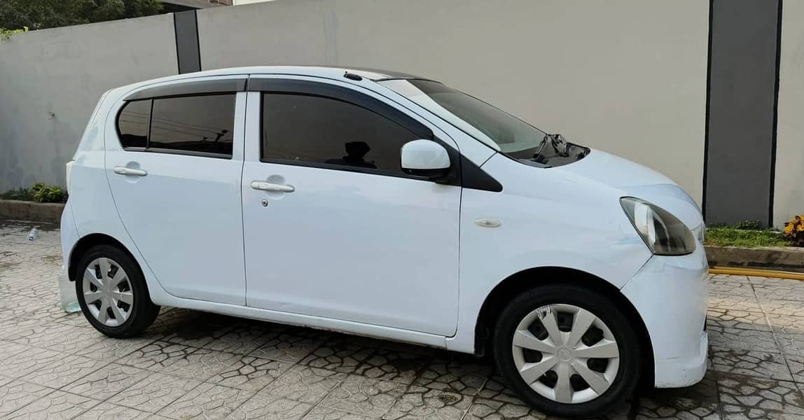 Daihatsu Mira model 2012 Reg 2017 LSA package 0