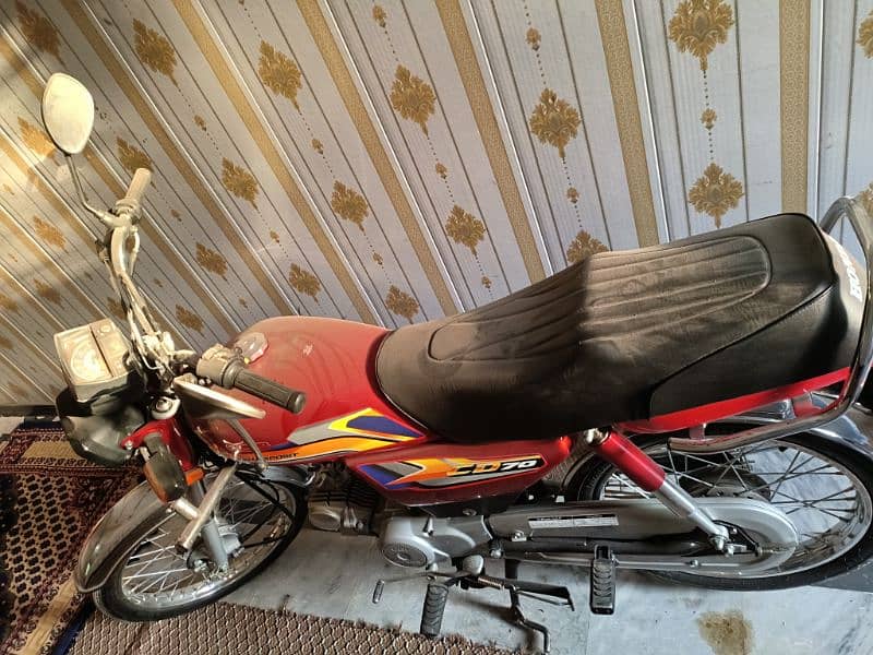 selling motorcycle 1