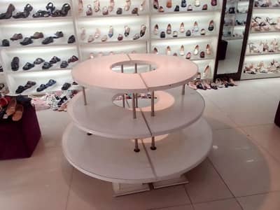 Table round