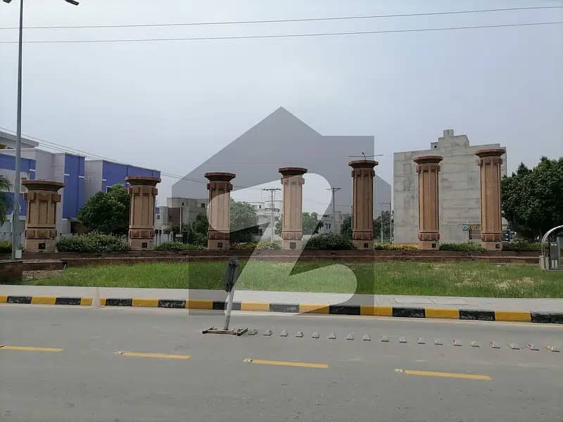 20 Marla Plot Available in Citi Housing Sargodha Road,Faisalabad. Plots are Available in Block B 1