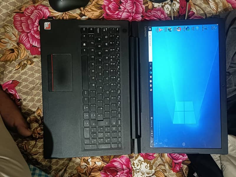 Lenovo V110 Business laptop 1