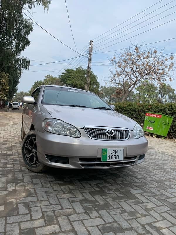 Toyota Corolla SE Saloon manual 2003 model Lahore register  chat 0