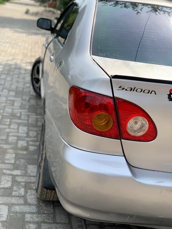 Toyota Corolla SE Saloon manual 2003 model Lahore register  chat 5