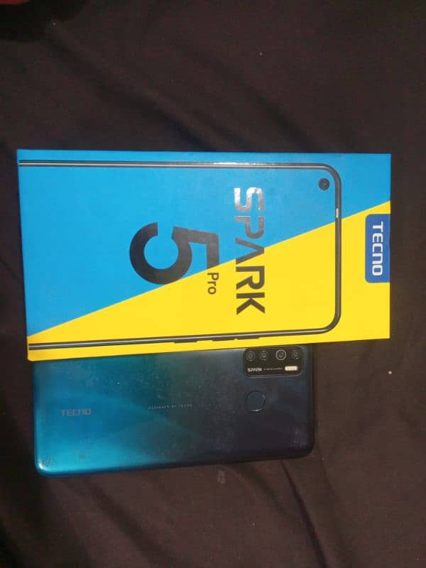 Tecno spark 5pro 0