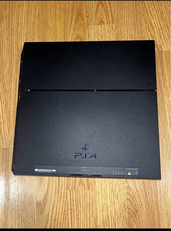 *Great condition Sony PS4 Fat* 2