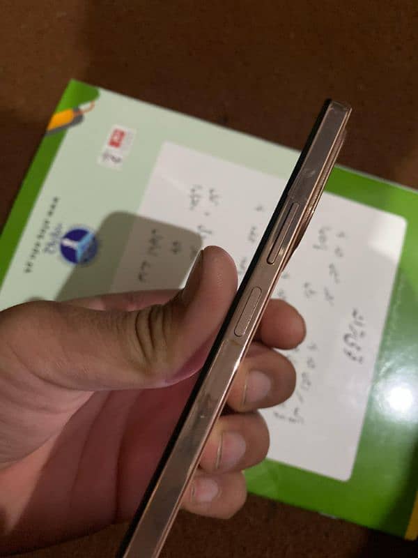 vivo (y28).    6+128 4