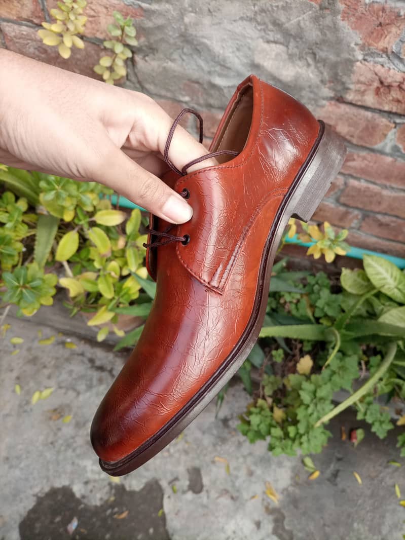 New shoes taqreebn aadhi price ma lajyen | Size 8 - 8.5 shoes for men 0