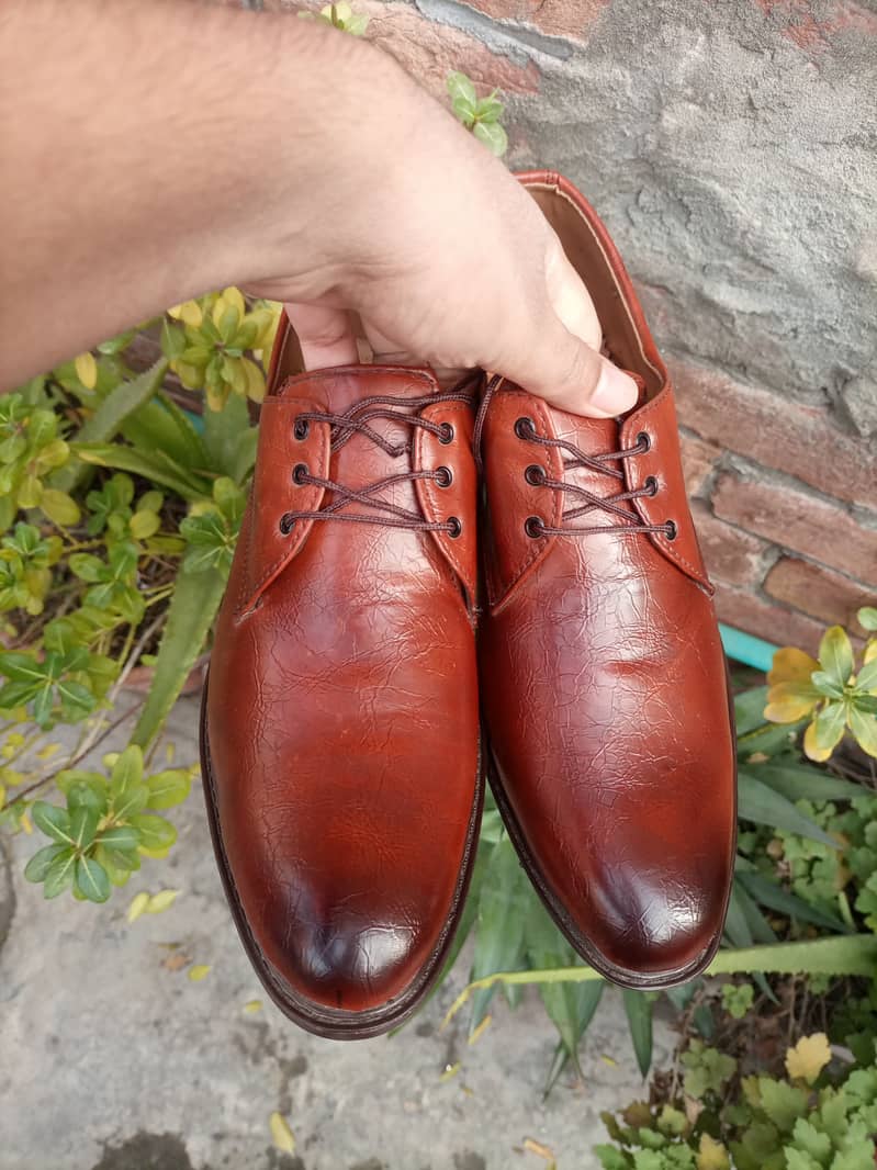 New shoes taqreebn aadhi price ma lajyen | Size 8 - 8.5 shoes for men 9