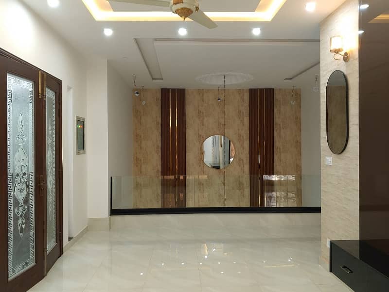 10 Marla House For Sale In Paragon City Lahore 23