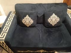 I am selling my sofa set 3,2,1