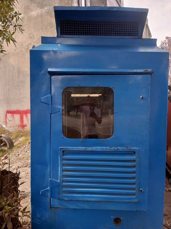 2pair sets 1 Daewoo set250kva/1 set 100kva Cummins 1