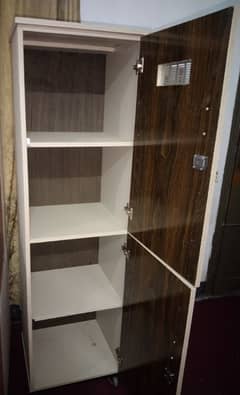 standing wardrobe