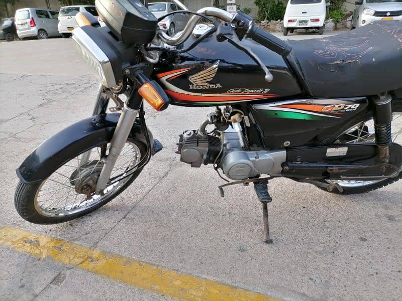 Honda CD 70 9