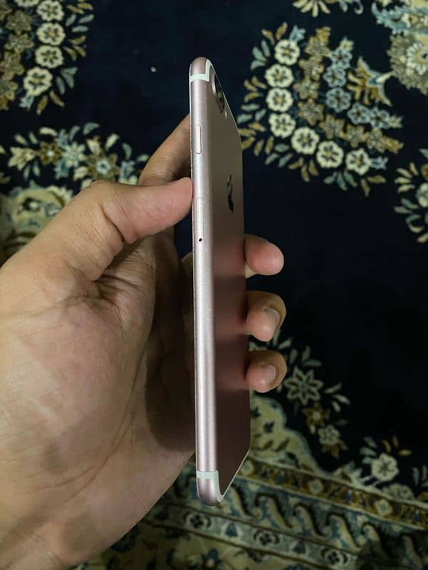 Iphone 7 Plus 128Gb 2