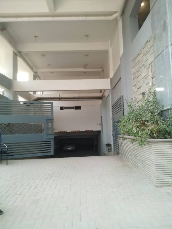 3 Bd Dd Flat for 1800 Sft-Sara Grand Main University Road 14