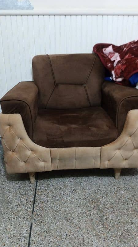 5 Seater Sofa Set(25000) 1