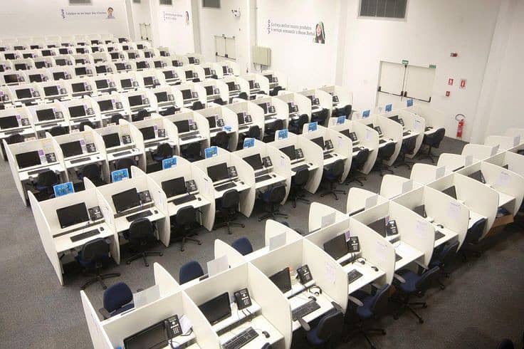 80 seats furnished call center,Office,Hall,Hostel for rent 6