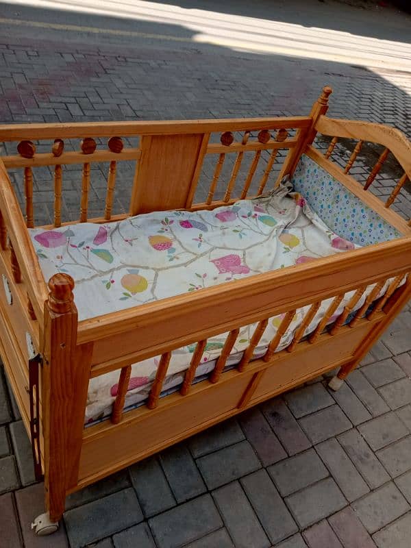 used baby cot with mattress 3