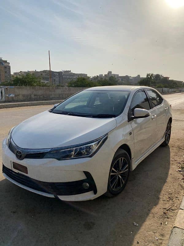 Toyota Corolla Altis 2018 4