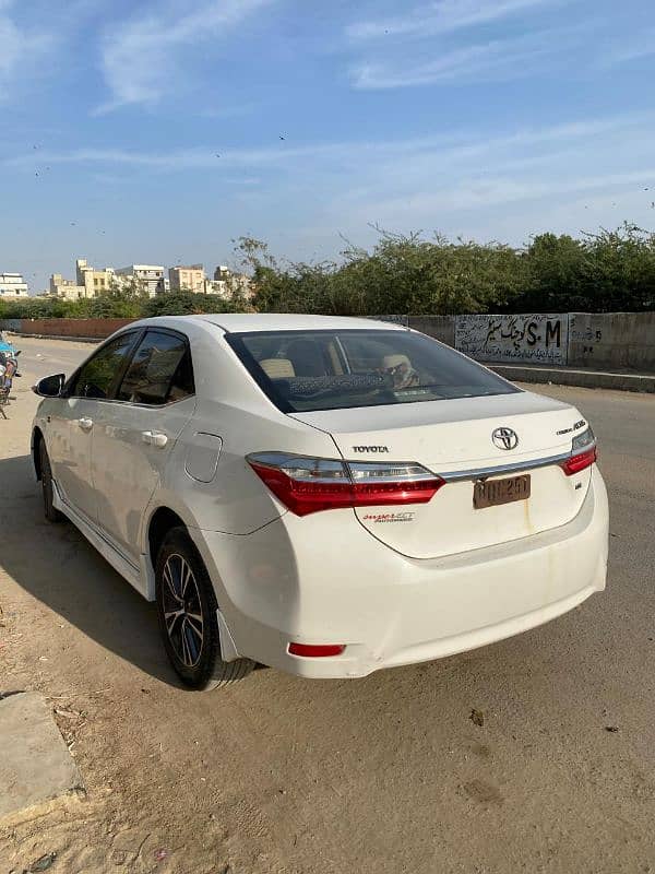 Toyota Corolla Altis 2018 5