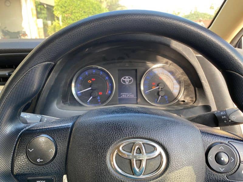 Toyota Corolla Altis 2018 7