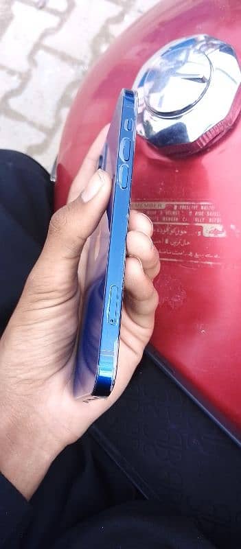 iPhone 12  blue color jv 2