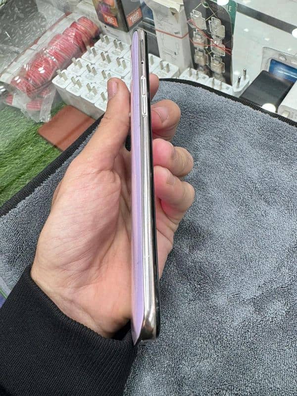 OPPO Reno Z. 8/256 2