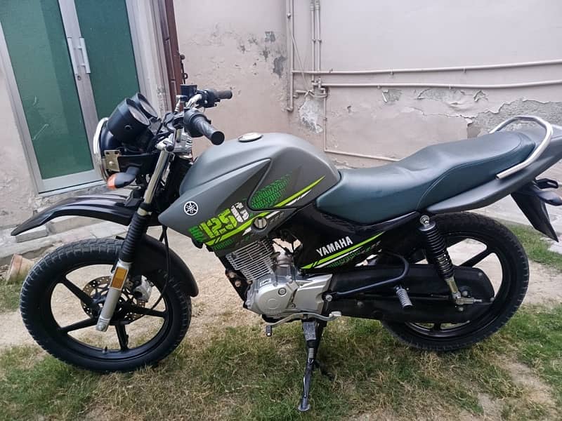 yamaha ybr g125 4