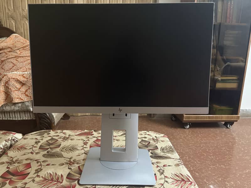 HP Elite Display E223 - FHD 3