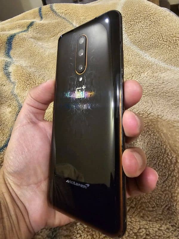 OnePlus 7T Pro McLaren 9.5/10 6