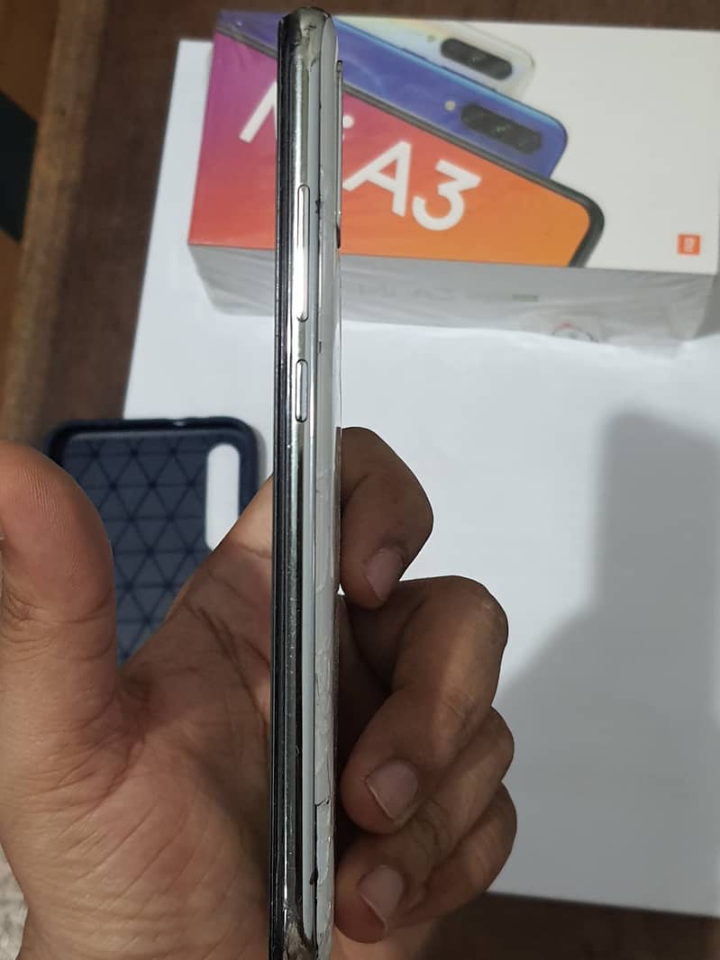 Xiaomi Mi A3 4/64GB with Box Officially Approved 6