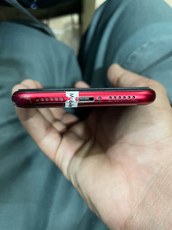 IPhone XR (64GB jv) exchange possible with 11 3