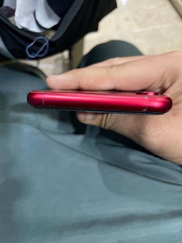 IPhone XR (64GB jv) exchange possible with 11 4