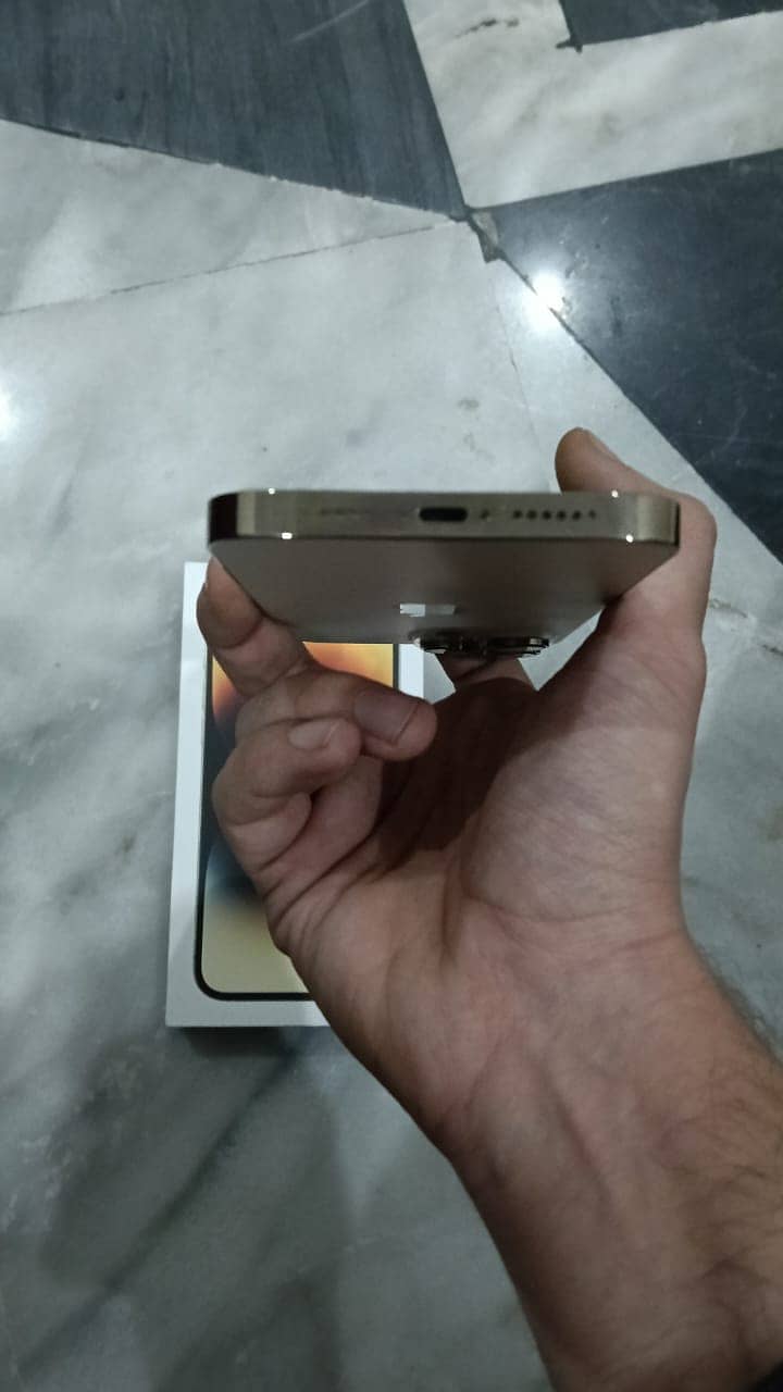 Apple iPhone 14 Pro Max Factory Unlock Gold 6