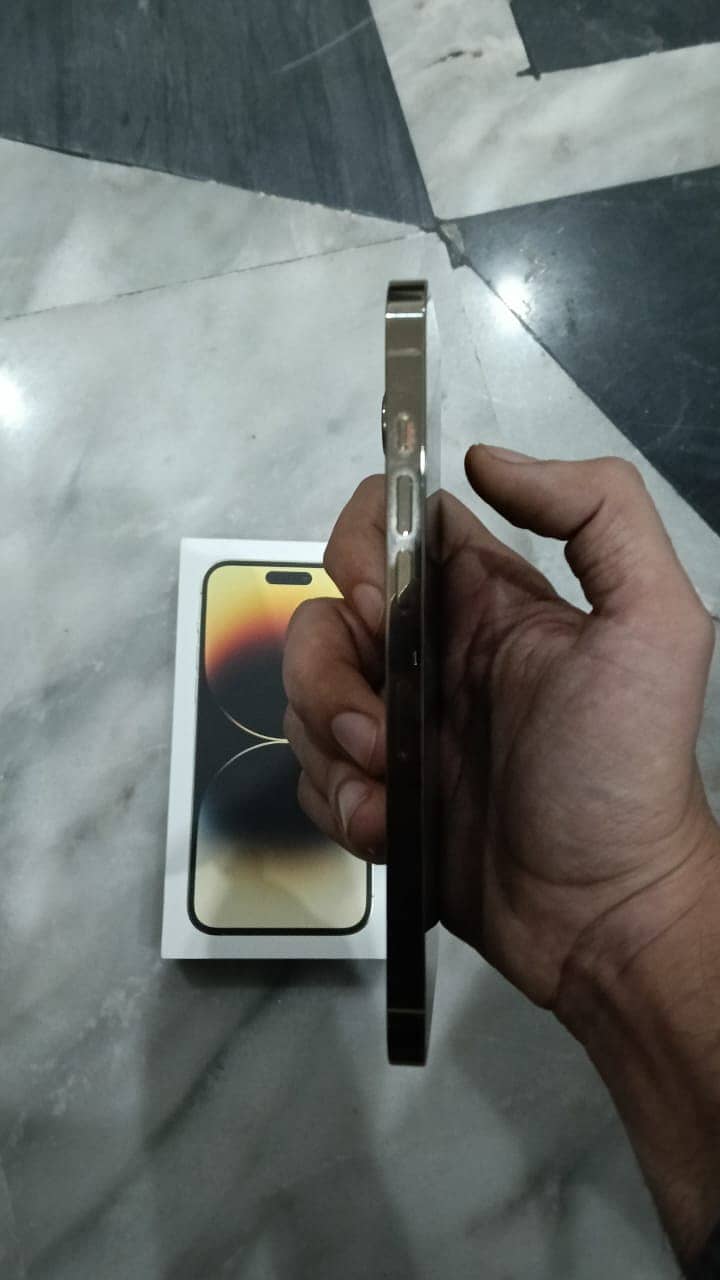 Apple iPhone 14 Pro Max Factory Unlock Gold 7