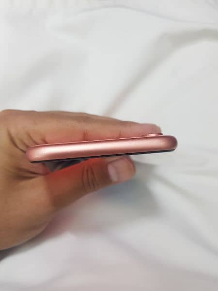 iphone xr 128GB dual. pta 3