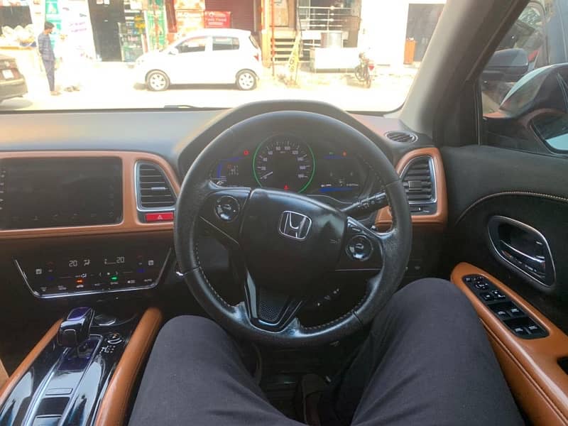 Honda Vezel 2015 7