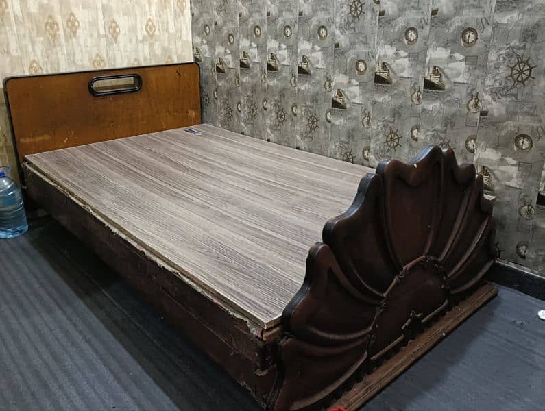 Pure Wooden Bed with Fine Quality ChipBoard Sheet 0