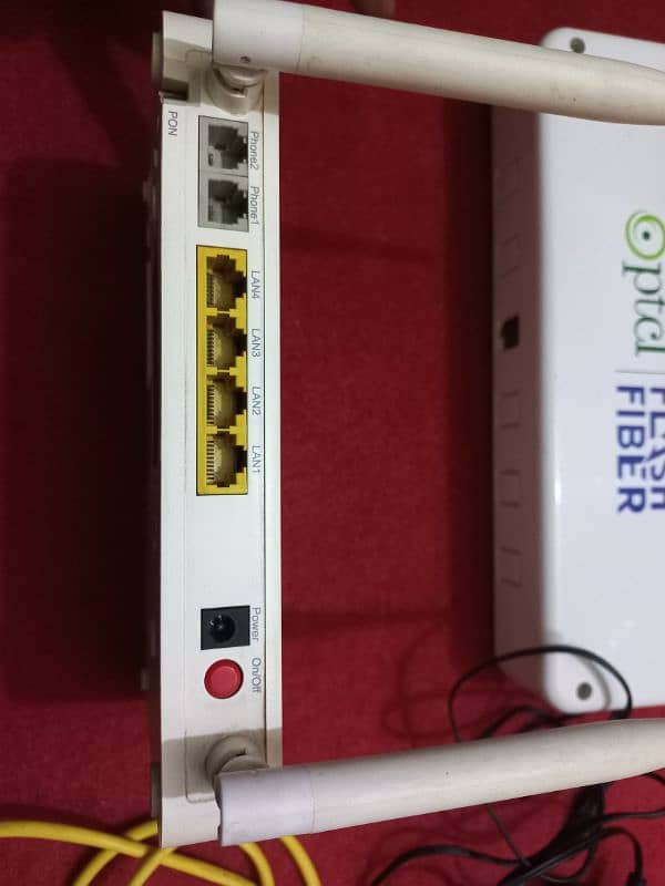 PTCL Fiber Router. GPON ONT 3