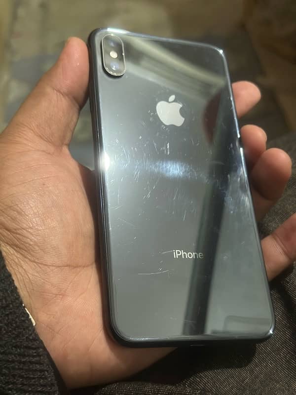 XS max genuine phone urgent sale factory unlock 4