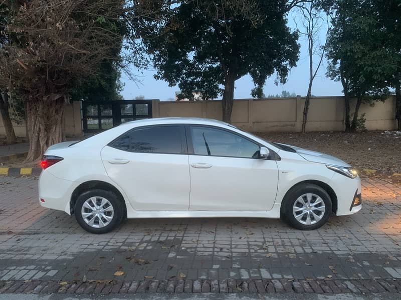 Toyota Corolla XLI 2015 4